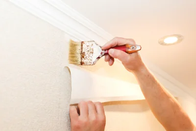 Pose de papier peint à Sainte-Sève — revêtements muraux et toiles de verre